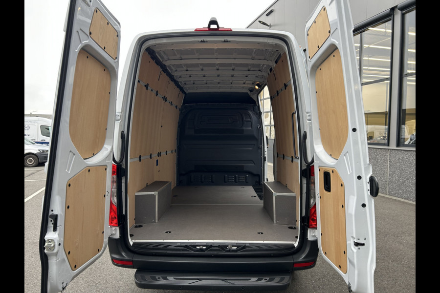 Mercedes-Benz Sprinter 317 CDI L2 H2 MBUX 10.25 / Navigatie / Camera / Parkeersensoren / Cruise control / Airco