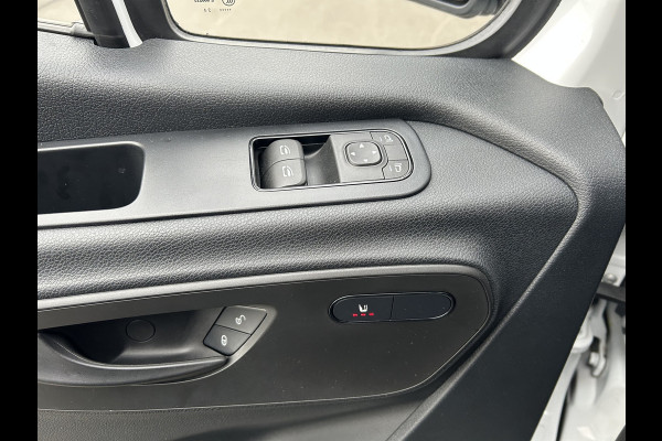 Mercedes-Benz Sprinter 317 CDI L2 H2 MBUX 10.25 / Navigatie / Camera / Parkeersensoren / Cruise control / Airco