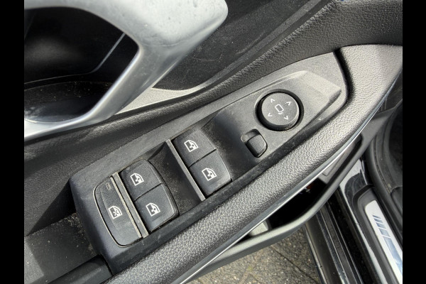 BMW 3 Serie Touring 320i High Executive M-Sport | Panoramadak | Camera | Head-Up Display | DAB | Stoelverwarming | Elektrische Achterklep |