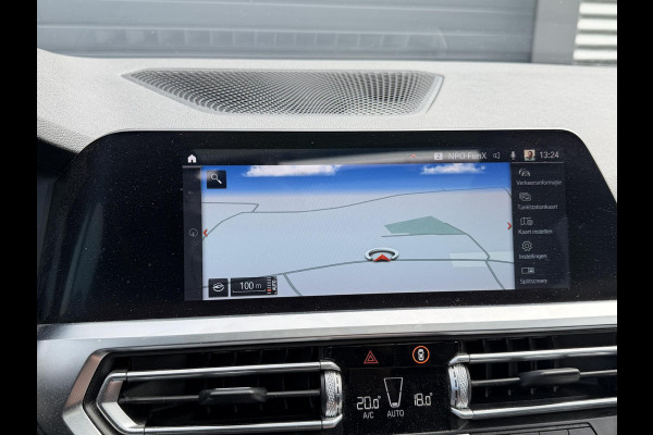 BMW 3 Serie Touring 320i High Executive M-Sport | Panoramadak | Camera | Head-Up Display | DAB | Stoelverwarming | Elektrische Achterklep |