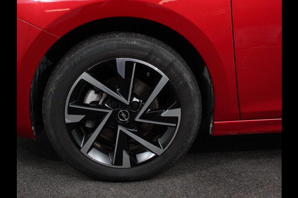 Opel Corsa 1.2 Turbo Hybrid 100pk GS Automaat Navigatie | Apple Carplay/Android Auto | Camera | Parkeersensoren | Cruise Control | Dodehoek assistent | Airco | Lichtmetalen velgen | Virtual Cockpit