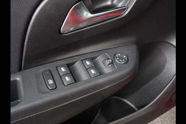 Opel Corsa 1.2 Turbo Hybrid 100pk GS Automaat Navigatie | Apple Carplay/Android Auto | Camera | Parkeersensoren | Cruise Control | Dodehoek assistent | Airco | Lichtmetalen velgen | Virtual Cockpit