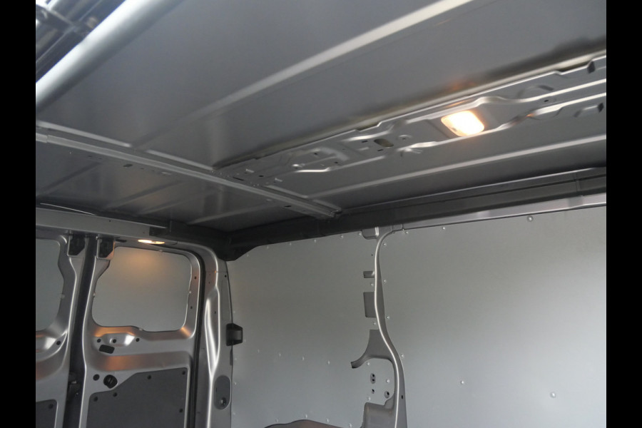 Peugeot e-Expert PREMIUM 75 kWh | LANG | CARPLAY | CRUISE | AIRCO | APK 02-2027!!