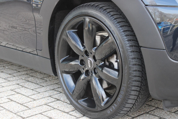 MINI Clubman 1.5 136PK AUTOMAAT COOPER RICHMOND PARK EDITION | PANORAMISCH SCHUIF/KANTEL DAK | FULL LEDEREN BEKLEDING "CHESTER MALT BROWN" | ACHTERUITRIJ CAMERA | PARKEERSENSOREN ACHTER | FULL LED KOPLAMPEN | DRAADLOZE APPLE CARPLAY/ANDROID AUTO | NAVIGATIE | STOEL/STUUR VERWARMING | 18" LICHTMETALEN VELGEN "BLACK STAR SPOKE" | "UNION JACK" ACHTERLICHTEN | COMFORT ACCESS TOEGANG |