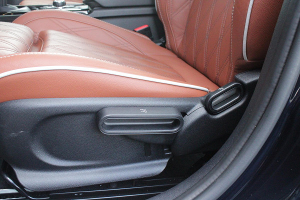 MINI Clubman 1.5 136PK AUTOMAAT COOPER RICHMOND PARK EDITION | PANORAMISCH SCHUIF/KANTEL DAK | FULL LEDEREN BEKLEDING "CHESTER MALT BROWN" | ACHTERUITRIJ CAMERA | PARKEERSENSOREN ACHTER | FULL LED KOPLAMPEN | DRAADLOZE APPLE CARPLAY/ANDROID AUTO | NAVIGATIE | STOEL/STUUR VERWARMING | 18" LICHTMETALEN VELGEN "BLACK STAR SPOKE" | "UNION JACK" ACHTERLICHTEN | COMFORT ACCESS TOEGANG |