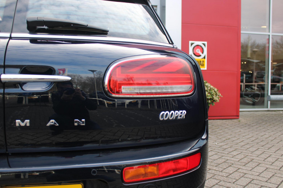 MINI Clubman 1.5 136PK AUTOMAAT COOPER RICHMOND PARK EDITION | PANORAMISCH SCHUIF/KANTEL DAK | FULL LEDEREN BEKLEDING "CHESTER MALT BROWN" | ACHTERUITRIJ CAMERA | PARKEERSENSOREN ACHTER | FULL LED KOPLAMPEN | DRAADLOZE APPLE CARPLAY/ANDROID AUTO | NAVIGATIE | STOEL/STUUR VERWARMING | 18" LICHTMETALEN VELGEN "BLACK STAR SPOKE" | "UNION JACK" ACHTERLICHTEN | COMFORT ACCESS TOEGANG |