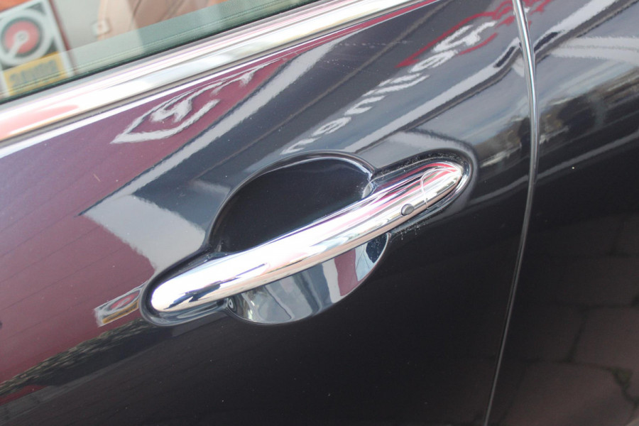 MINI Clubman 1.5 136PK AUTOMAAT COOPER RICHMOND PARK EDITION | PANORAMISCH SCHUIF/KANTEL DAK | FULL LEDEREN BEKLEDING "CHESTER MALT BROWN" | ACHTERUITRIJ CAMERA | PARKEERSENSOREN ACHTER | FULL LED KOPLAMPEN | DRAADLOZE APPLE CARPLAY/ANDROID AUTO | NAVIGATIE | STOEL/STUUR VERWARMING | 18" LICHTMETALEN VELGEN "BLACK STAR SPOKE" | "UNION JACK" ACHTERLICHTEN | COMFORT ACCESS TOEGANG |