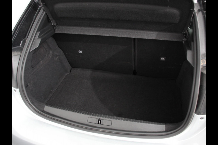 Opel Corsa 1.2 Turbo Hybrid 100pk GS Automaat Navigatie | Apple Carplay/Android Auto | Camera | Parkeersensoren | Cruise Control | Dodehoek assistent | Airco | Lichtmetalen velgen | Virtual Cockpit