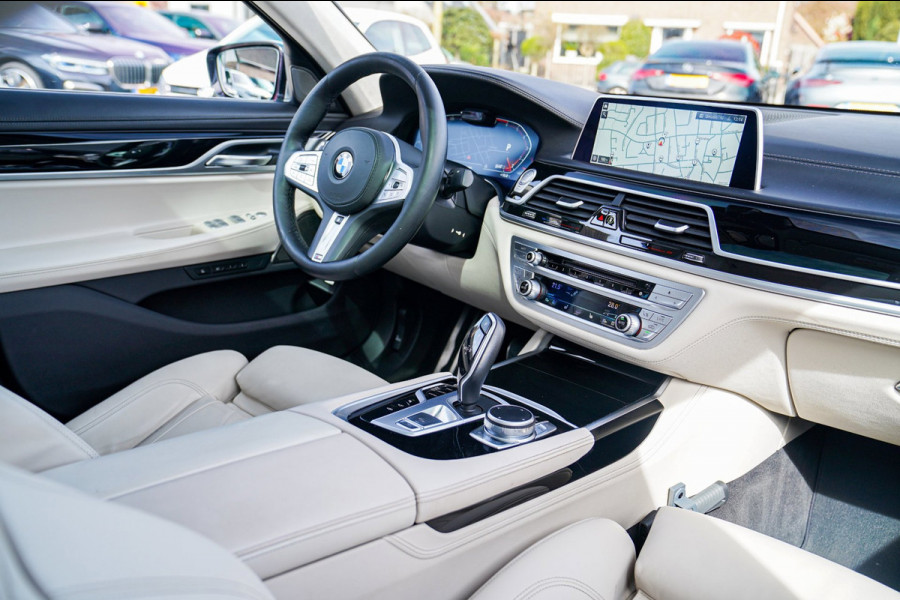 BMW 7 Serie 750i xDrive High Executive | Panorama | Luxe Leder | BMW Laser LED | Adaptieve Cruise Control | Head up dipslay |