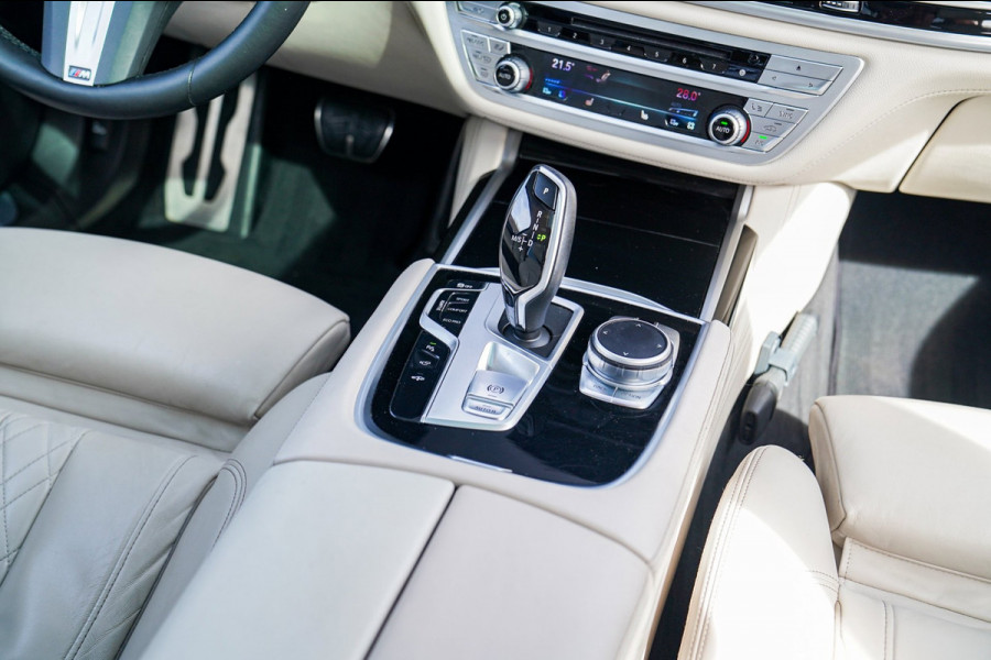 BMW 7 Serie 750i xDrive High Executive | Panorama | Luxe Leder | BMW Laser LED | Adaptieve Cruise Control | Head up dipslay |