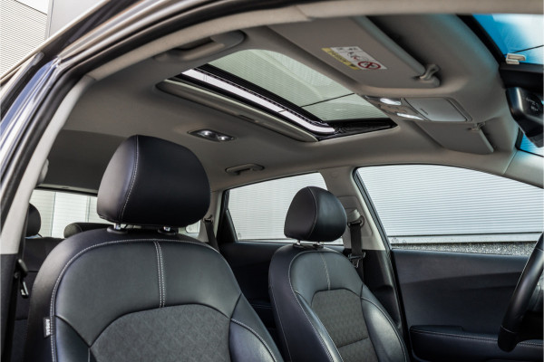 Kia Niro 1.6 GDi Hybrid DynamicLine Glazendak / Style pakket / 1e eigenaar / Camera /