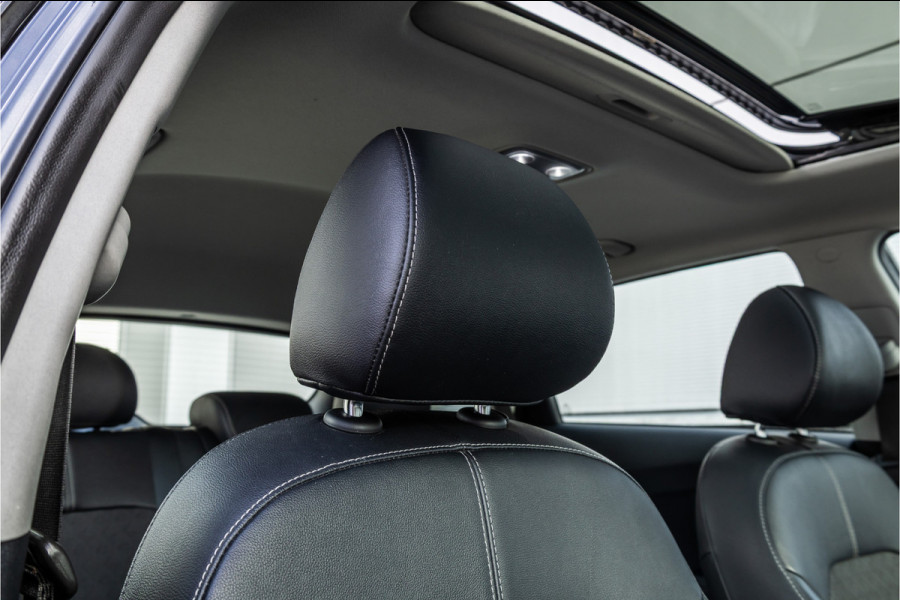 Kia Niro 1.6 GDi Hybrid DynamicLine Glazendak / Style pakket / 1e eigenaar / Camera /