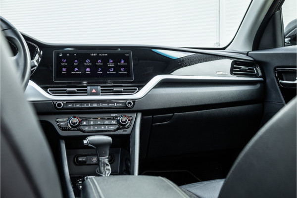 Kia Niro 1.6 GDi Hybrid DynamicLine Glazendak / Style pakket / 1e eigenaar / Camera /