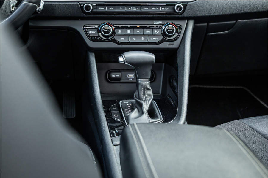 Kia Niro 1.6 GDi Hybrid DynamicLine Glazendak / Style pakket / 1e eigenaar / Camera /