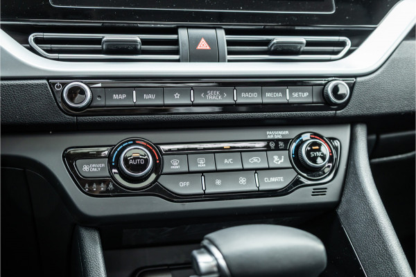 Kia Niro 1.6 GDi Hybrid DynamicLine Glazendak / Style pakket / 1e eigenaar / Camera /