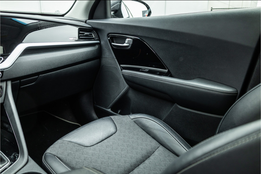 Kia Niro 1.6 GDi Hybrid DynamicLine Glazendak / Style pakket / 1e eigenaar / Camera /