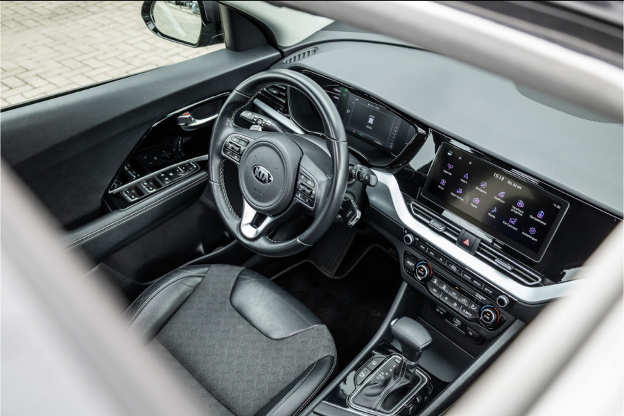 Kia Niro 1.6 GDi Hybrid DynamicLine Glazendak / Style pakket / 1e eigenaar / Camera /