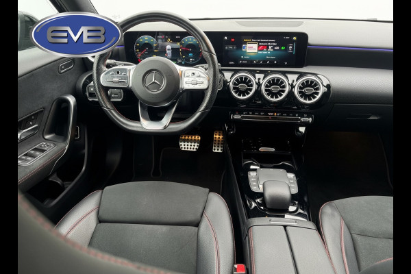 Mercedes-Benz A-Klasse 250 e Business Black Solution 160 pk AMG Limited, trekhaak, sfeerverlichting, dig cockpit, stoelverwarming,