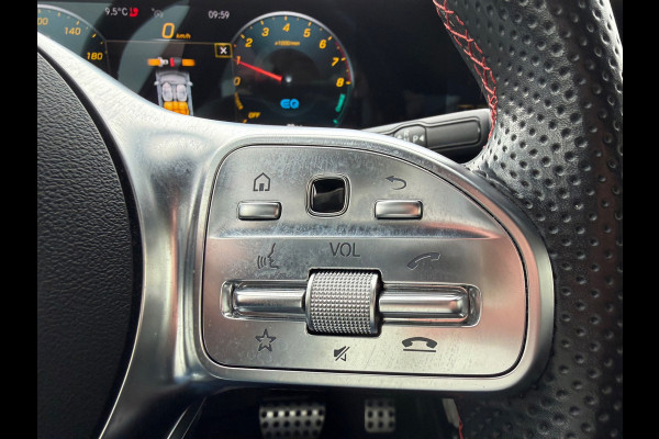 Mercedes-Benz A-Klasse 250 e Business Black Solution 160 pk AMG Limited, trekhaak, sfeerverlichting, dig cockpit, stoelverwarming,