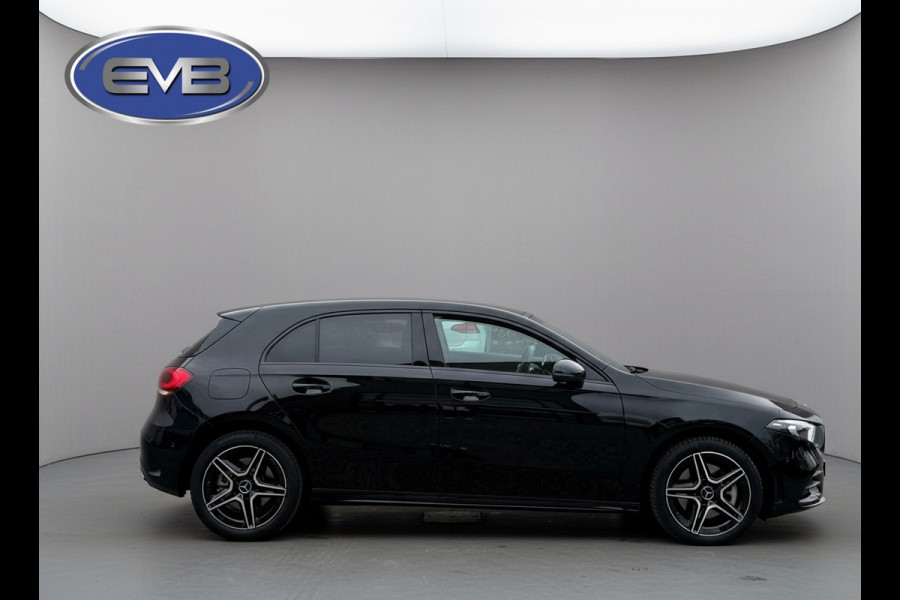 Mercedes-Benz A-Klasse 250 e Business Black Solution 160 pk AMG Limited, trekhaak, sfeerverlichting, dig cockpit, stoelverwarming,