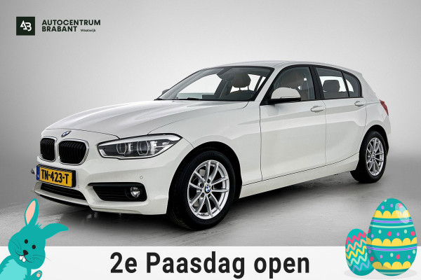 BMW 1-serie 118i High Executive (GROOT-NAVIGATIE, LEDER, STOELVERWARMING, PARKEERSENSOREN, DEALER ONDERHOUDEN)