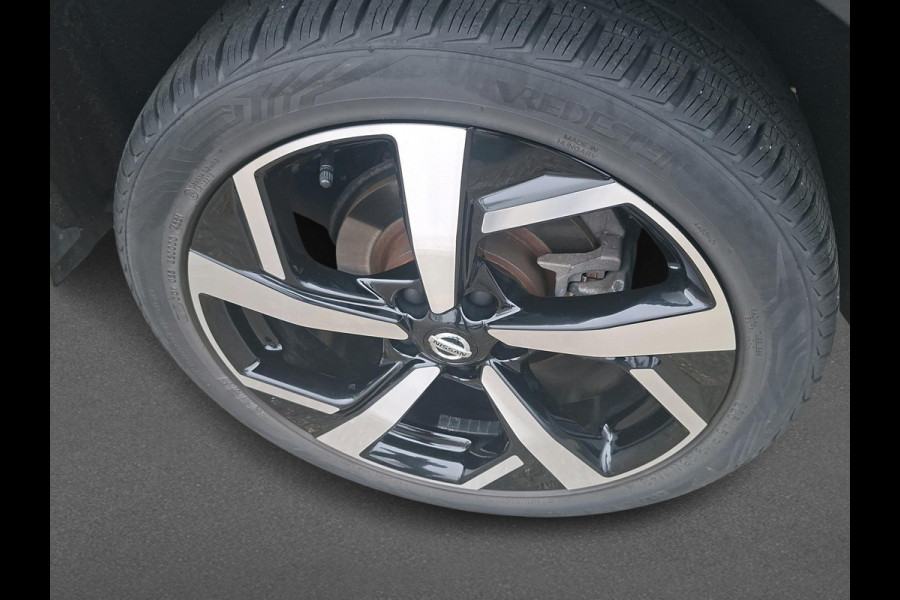 Nissan QASHQAI 1.3 DIG-T Premium Edition