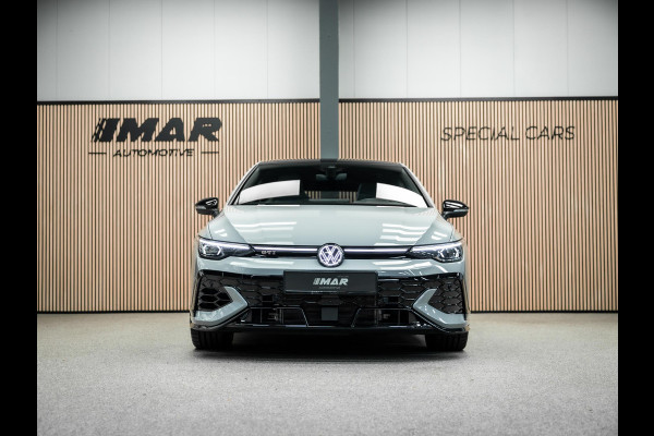 Volkswagen Golf 2.0 TSI GTI | Akrapovic | Head-Up | Stuurverwarming | Pano |