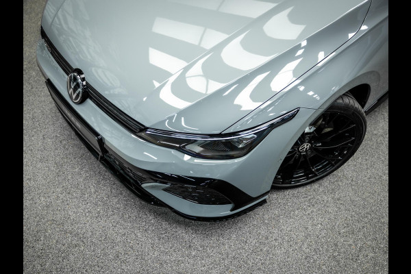 Volkswagen Golf 2.0 TSI GTI | Akrapovic | Head-Up | Stuurverwarming | Pano |