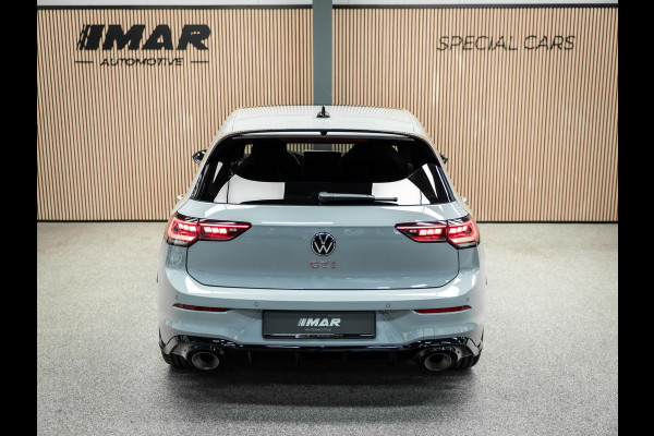 Volkswagen Golf 2.0 TSI GTI | Akrapovic | Head-Up | Stuurverwarming | Pano |