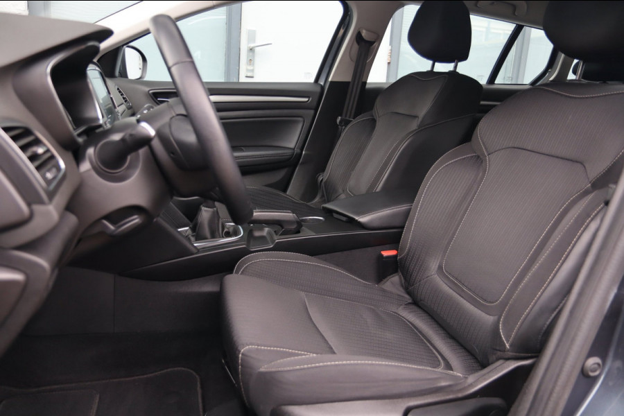 Renault Mégane Estate 1.3 TCe Limited / KEYLESS / NAVI / CRUISE / PDC / KEURIG