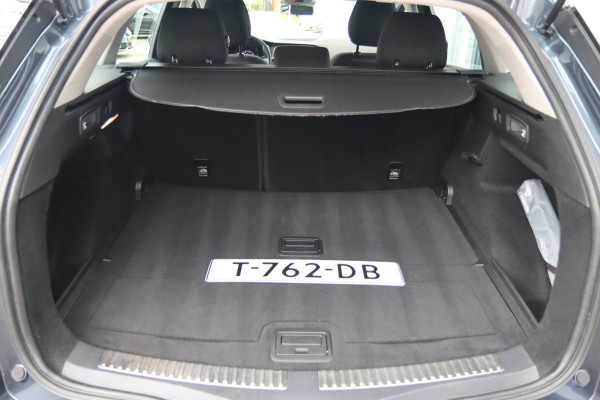 Renault Mégane Estate 1.3 TCe Limited / KEYLESS / NAVI / CRUISE / PDC / KEURIG