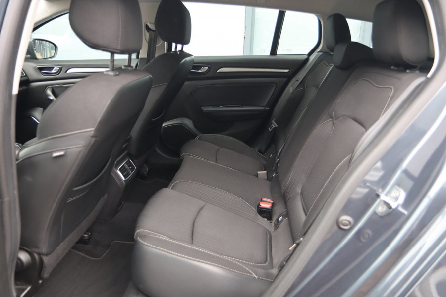 Renault Mégane Estate 1.3 TCe Limited / KEYLESS / NAVI / CRUISE / PDC / KEURIG