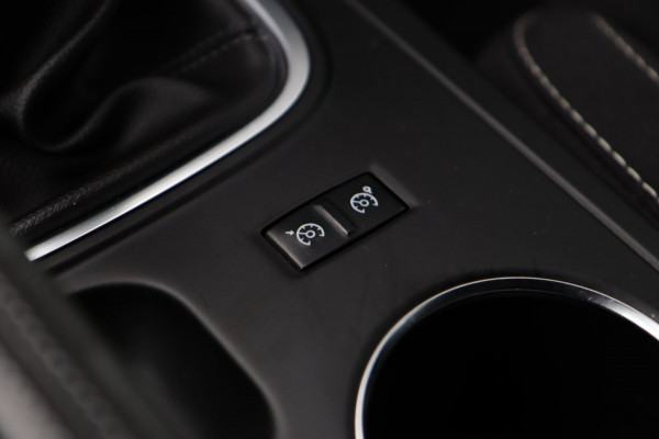 Renault Mégane Estate 1.3 TCe Limited / KEYLESS / NAVI / CRUISE / PDC / KEURIG