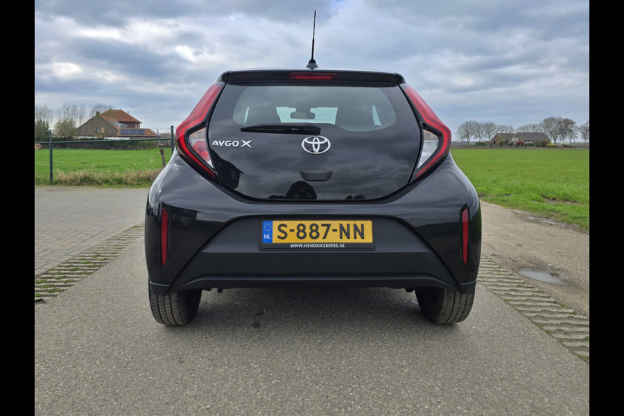 Toyota Aygo X 1.0 VVT-i MT Play - 74 Pk - Euro 6 - ParkeerCamera