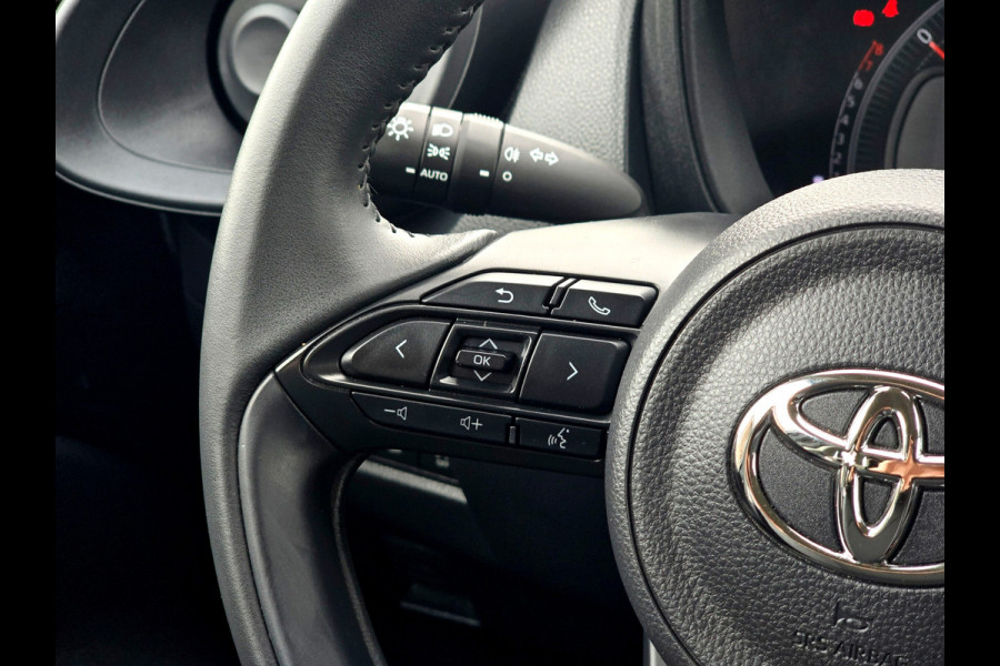 Toyota Aygo X 1.0 VVT-i MT Play - 74 Pk - Euro 6 - ParkeerCamera