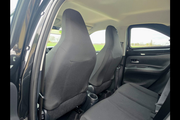 Toyota Aygo X 1.0 VVT-i MT Play - 74 Pk - Euro 6 - ParkeerCamera