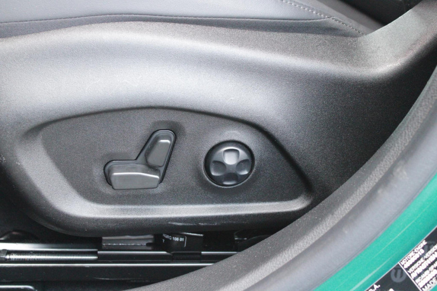 Alfa Romeo Tonale 1.5T Hybrid 160PK VELOCE | AFNEEMBARE TREKHAAK | PREMIUM PACK: LEDEREN BEKLEDING/GEVENTILEERDE VOORSTOELEN/4-VOUDIG ELEKTRISCH VERSTELBARE LENDESTEUN VOORSTOELEN/ELEKTRISCH BEDIENBARE VOORSTOELEN/GEHEUGEN OP DE BESTUUDERSSTOEL/HOOGGLANS ZWARTE RAAMOMLIJSTING/AMBIENT LIGHTING | TECHNOLOGY PACK: PARKEERWAARSCHUWING VOOR EN ACHTER/360° CAMERA/AUTOMATISCH INPARKEREN/ AUTONOMOUS DRIVING LEVEL 2: ADAPTIVE CRUISE CONTROL/LANE CENTERING ASSIST/TRAFFIC JAM ASSIST DODEHOEK DETECTIE AUTOMATISCH DIMMENDE BUITENSPIEGELS ELEKTRISCH BEDIENBARE ACHTERKLEP | WINTERPACK: STOELVERWARMING