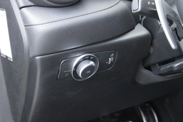 Alfa Romeo Tonale 1.5T Hybrid 160PK VELOCE | AFNEEMBARE TREKHAAK | PREMIUM PACK: LEDEREN BEKLEDING/GEVENTILEERDE VOORSTOELEN/4-VOUDIG ELEKTRISCH VERSTELBARE LENDESTEUN VOORSTOELEN/ELEKTRISCH BEDIENBARE VOORSTOELEN/GEHEUGEN OP DE BESTUUDERSSTOEL/HOOGGLANS ZWARTE RAAMOMLIJSTING/AMBIENT LIGHTING | TECHNOLOGY PACK: PARKEERWAARSCHUWING VOOR EN ACHTER/360° CAMERA/AUTOMATISCH INPARKEREN/ AUTONOMOUS DRIVING LEVEL 2: ADAPTIVE CRUISE CONTROL/LANE CENTERING ASSIST/TRAFFIC JAM ASSIST DODEHOEK DETECTIE AUTOMATISCH DIMMENDE BUITENSPIEGELS ELEKTRISCH BEDIENBARE ACHTERKLEP | WINTERPACK: STOELVERWARMING