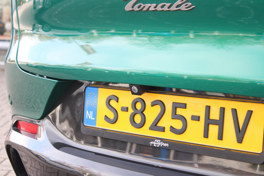 Alfa Romeo Tonale 1.5T Hybrid 160PK VELOCE | AFNEEMBARE TREKHAAK | PREMIUM PACK: LEDEREN BEKLEDING/GEVENTILEERDE VOORSTOELEN/4-VOUDIG ELEKTRISCH VERSTELBARE LENDESTEUN VOORSTOELEN/ELEKTRISCH BEDIENBARE VOORSTOELEN/GEHEUGEN OP DE BESTUUDERSSTOEL/HOOGGLANS ZWARTE RAAMOMLIJSTING/AMBIENT LIGHTING | TECHNOLOGY PACK: PARKEERWAARSCHUWING VOOR EN ACHTER/360° CAMERA/AUTOMATISCH INPARKEREN/ AUTONOMOUS DRIVING LEVEL 2: ADAPTIVE CRUISE CONTROL/LANE CENTERING ASSIST/TRAFFIC JAM ASSIST DODEHOEK DETECTIE AUTOMATISCH DIMMENDE BUITENSPIEGELS ELEKTRISCH BEDIENBARE ACHTERKLEP | WINTERPACK: STOELVERWARMING