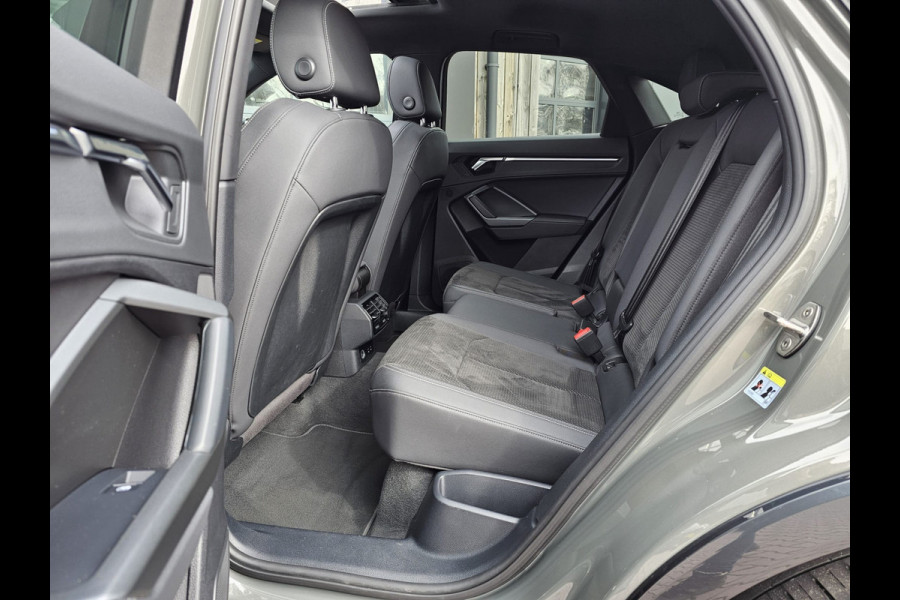 Audi Q3 Sportback 35 TFSI Pro Line S | 3x S-line | Matrix LED | Pano | Black optiek | B&O + Sonos 3D | Elek. stoel (sport) | Elek. achterklep | Vol |