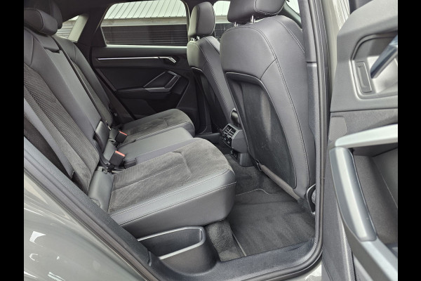 Audi Q3 Sportback 35 TFSI Pro Line S | 3x S-line | Matrix LED | Pano | Black optiek | B&O + Sonos 3D | Elek. stoel (sport) | Elek. achterklep | Vol |