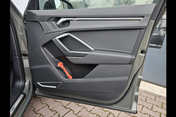 Audi Q3 Sportback 35 TFSI Pro Line S | 3x S-line | Matrix LED | Pano | Black optiek | B&O + Sonos 3D | Elek. stoel (sport) | Elek. achterklep | Vol |