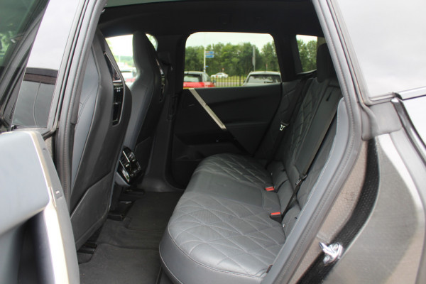 BMW iX xDrive40 Executive 77 kWh / SoH 97,3% / Trekhaak / Panoramadak / 360Camera / Harman Kardon / 22'' / CarPlay / DAB / Dodehoek / ACC