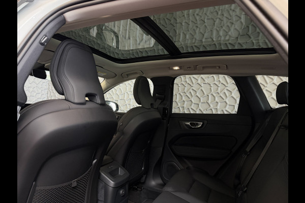 Volvo XC60 2.0 T6 AWD ULTRA DARK NW MODEL ELEK.TREKHAAK HARMAN KARDON HEADUP 360.CAM LEER SCHUIFDAK PHEV Plug in Hybrid ✅ Top Auto's Wijchen ,  Altijd een Ruim aanbod van Volvo's i  BUSINESS / CORE / BRIGHT / DARK / ULTRA DARK / PLUS DARK / BLACK EDITION  / ESSENTIAL / T6 / T8 ✅