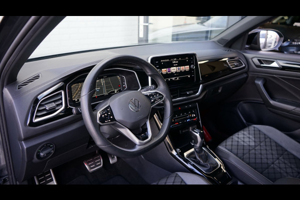 Volkswagen T-Roc R-Line 1.5 TSI BLACK STYLE-AUTOMAAT-ACC-CAMERA-IQ LIGHT-KEYLESS-PANORAMA-VIRTUEEL