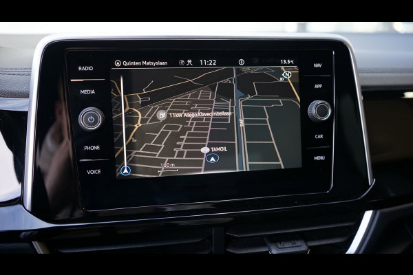 Volkswagen T-Roc R-Line 1.5 TSI BLACK STYLE-AUTOMAAT-ACC-CAMERA-IQ LIGHT-KEYLESS-PANORAMA-VIRTUEEL