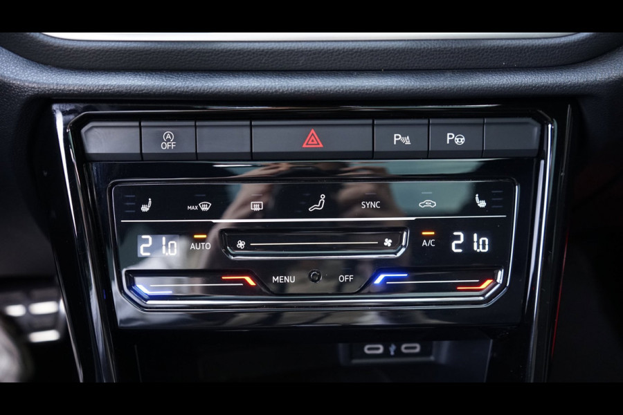 Volkswagen T-Roc R-Line 1.5 TSI BLACK STYLE-AUTOMAAT-ACC-CAMERA-IQ LIGHT-KEYLESS-PANORAMA-VIRTUEEL