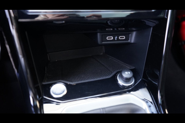 Volkswagen T-Roc R-Line 1.5 TSI BLACK STYLE-AUTOMAAT-ACC-CAMERA-IQ LIGHT-KEYLESS-PANORAMA-VIRTUEEL