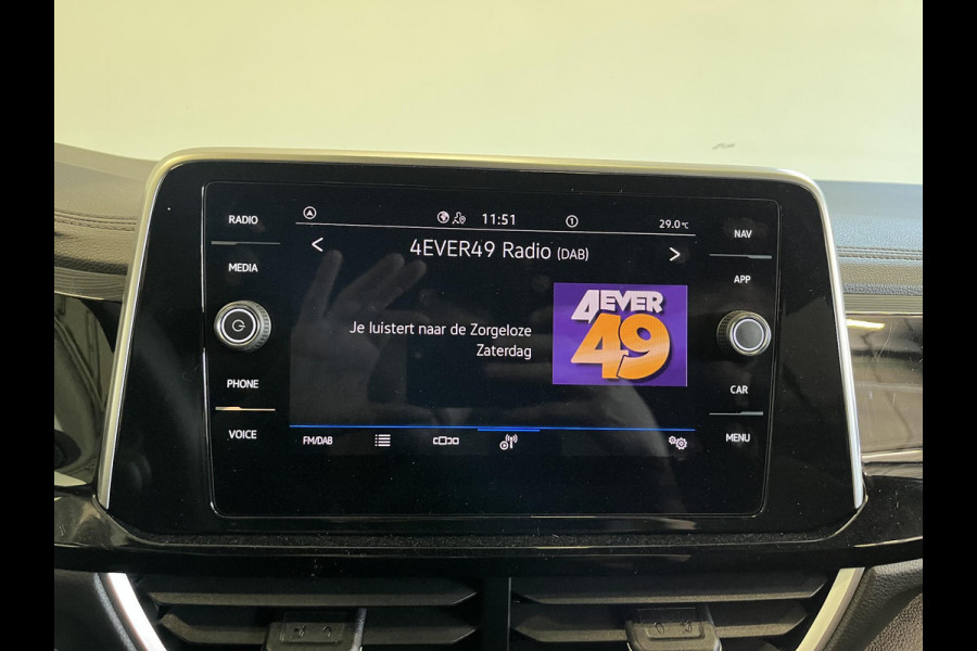 Volkswagen T-Roc 1.5 TSI 150pk DSG R-Line | Camera | Navigatie /Apple Carplay/Android Auto | Climate Control | Electrische kofferbak | Led | Dab | Adaptive Cruise Control
