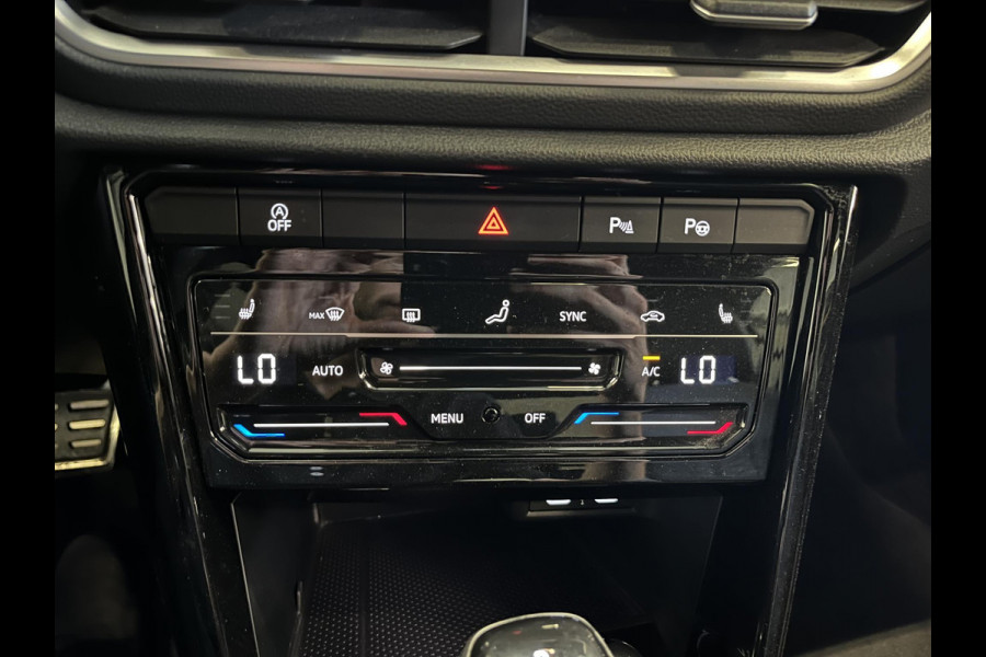Volkswagen T-Roc 1.5 TSI 150pk DSG R-Line | Camera | Navigatie /Apple Carplay/Android Auto | Climate Control | Electrische kofferbak | Led | Dab | Adaptive Cruise Control